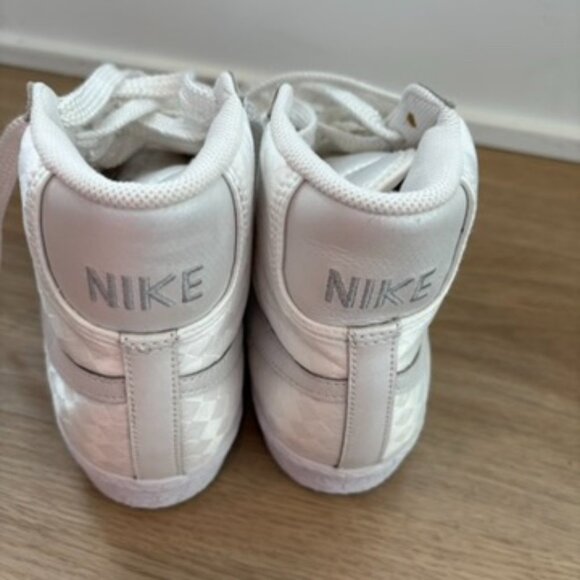 Vintage 2008 Nike Blazer Mid '09 Premium White Snakeskin Checker Size 9 EU 40.5 - Picture 7 of 9